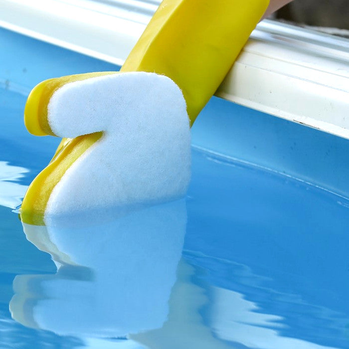 Guanto con spugna per pulizia linea d'acqua in piscina esempio