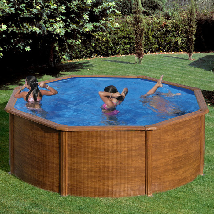 SICILIA Ø 350 x h 120 - filtro cartuccia - Piscina fuoriterra rigida in acciaio fantasia legno Dream Pool - Grè ambientata