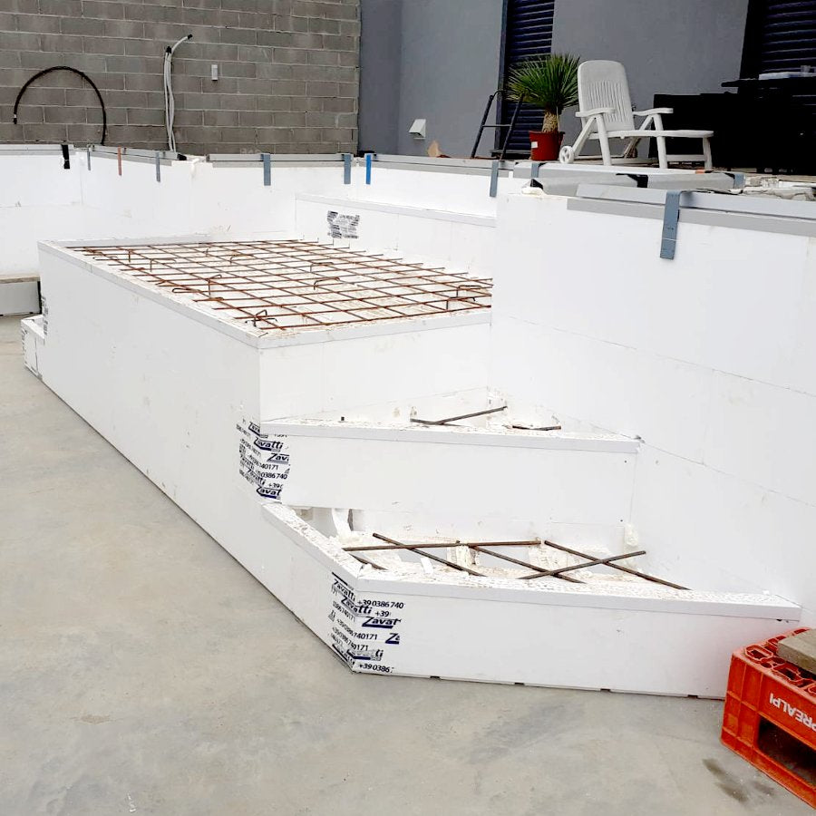 Profilo plastificato per gradini Easyblok