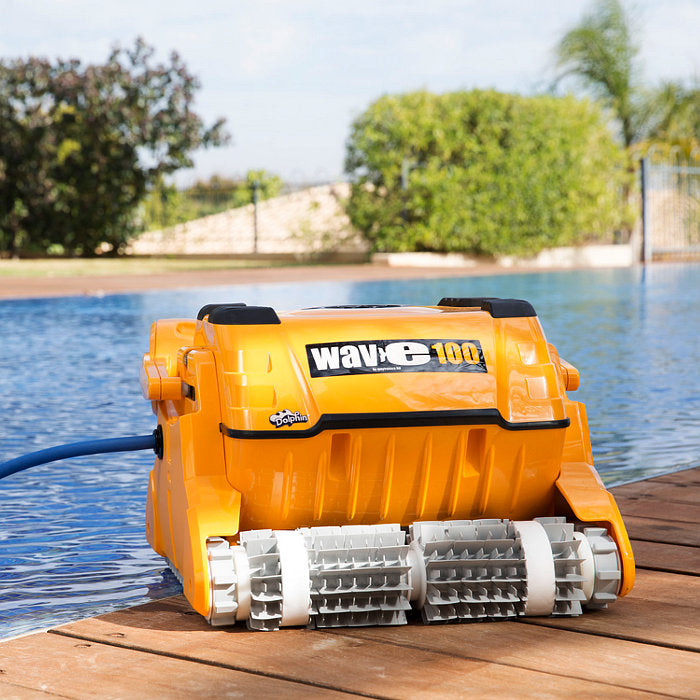 Robot per piscine Dolphin Wave 100 Gyro per piscine pubbliche